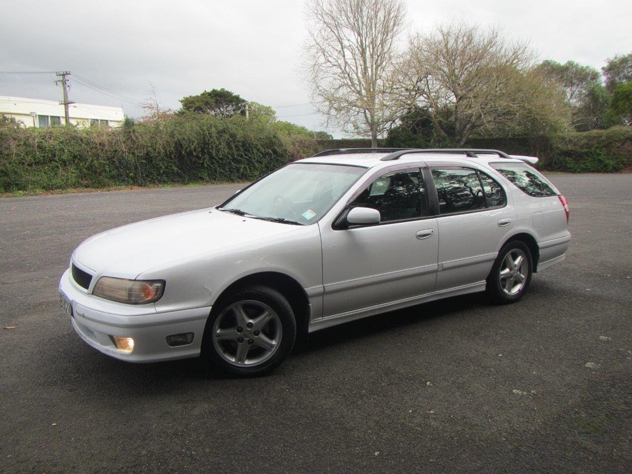 Nissan Cefiro Wagon 2000